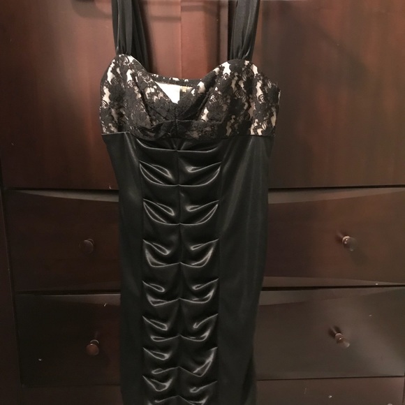 Cocktail dress . Used only once - Picture 1 of 2